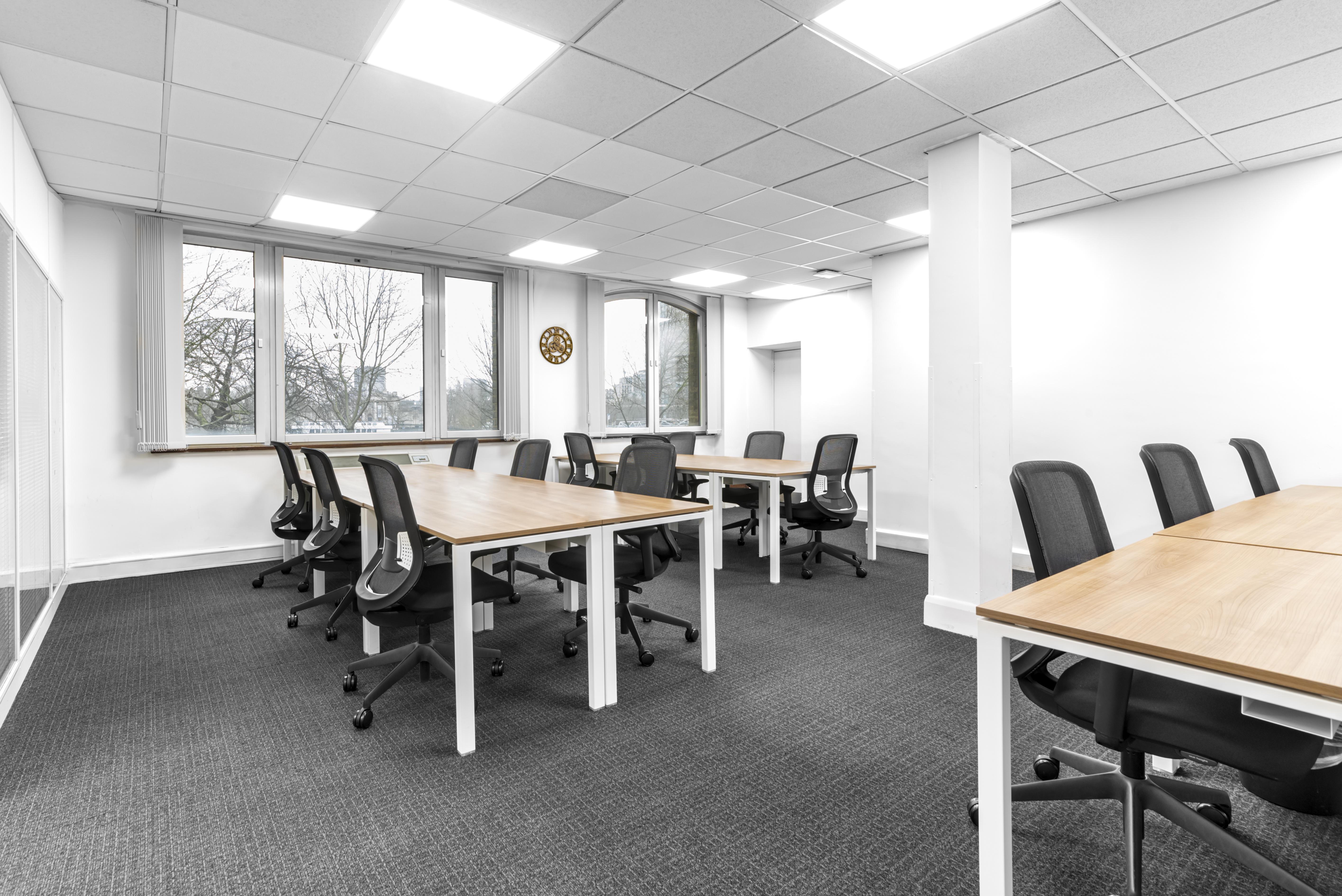 Office space for rent 3637 Albert Embankment, London