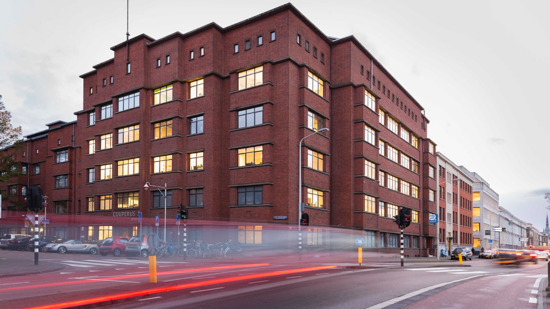 Kantoor te huur: Louis Couperusplein 2, Den Haag