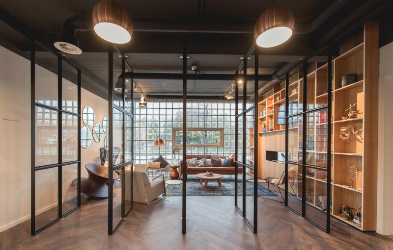 Het kantoor aan de Overschiestraat 65 in Amsterdam heeft de outstanding office space award gewonnen