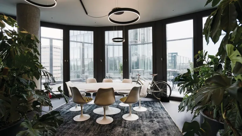 meeting room 