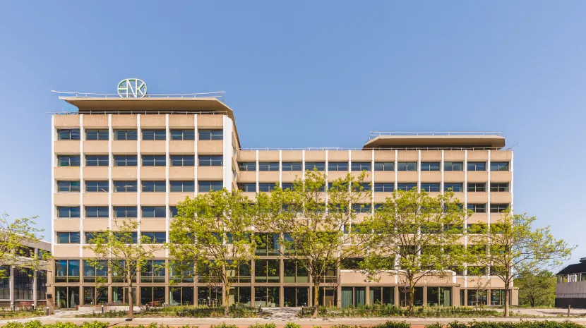 Exterior office