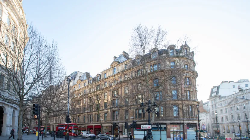 Foto 1 van 1 Northumberland Avenue in Londen