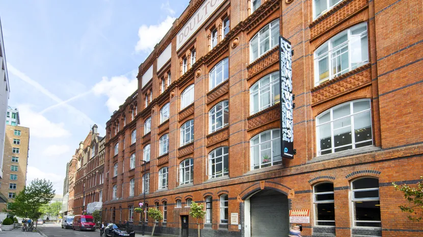 Foto 1 der 100 Black Prince Road in London