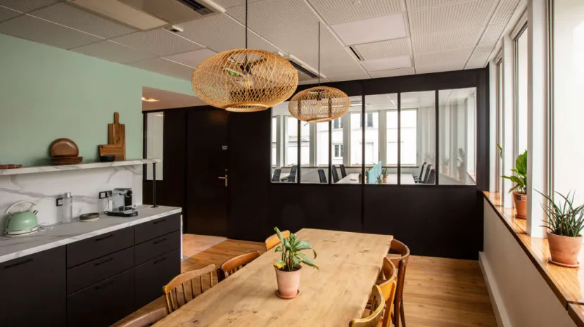 Office 93 avenue Charles de Gaulle 