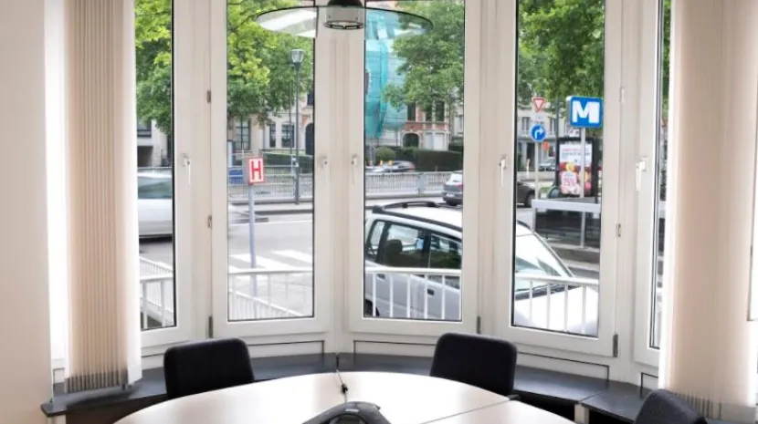 Photo 1 de Boulevard Saint-Michel 65 à Etterbeek