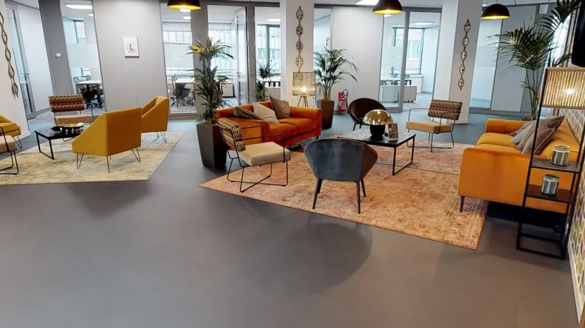 Lounge and multiple workplace rooms 24 Boulevard Gallieni
