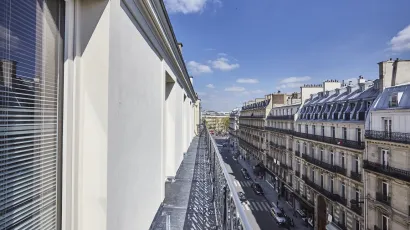 view 10 rue de la Boétie