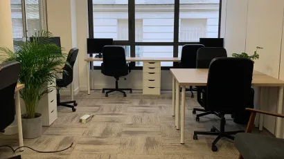 office area 82 rue Hauteville
