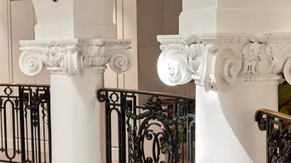 moulding 9 rue des Filles Saint Thomas