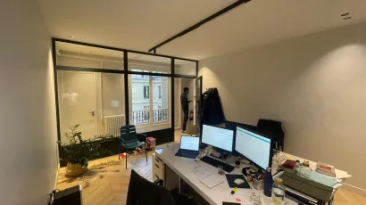 Foto 2 di 6 Rue de la Tremoille ad Parigi