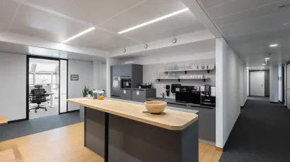 Kitchen & Lounge area 2
