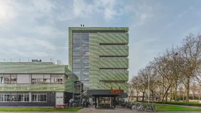 Exterior office