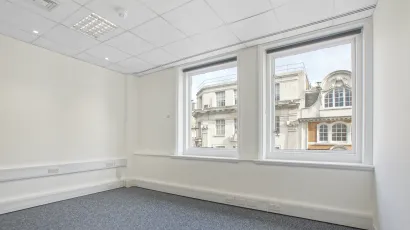 empty office space 