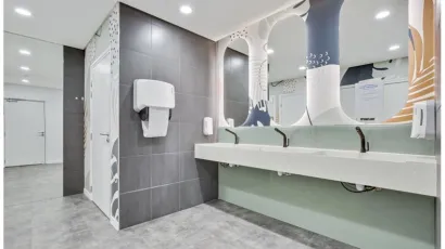bathroom 