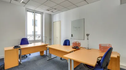 Office area 18 rue Volney