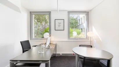 Meeting room 20 rue Quentin Bauchard