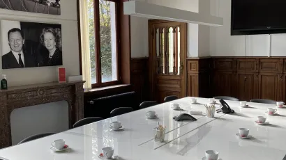 meeting room 