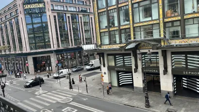 Foto 1 di 2 Rue du Roule ad Parigi