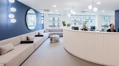 Reception 42 Avenue Montaigne