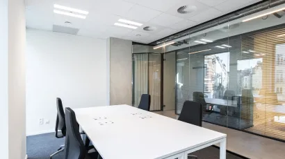 Meeting spot Bld Bischoffsheim 15