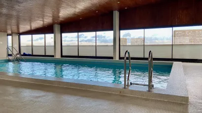 Swimming pool available 83-87 Avenue d'Italie