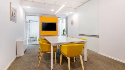 small meeting room Via Alessandro Volta 16