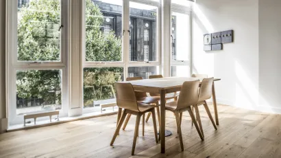 small meeting room Via Filippo Turati 30