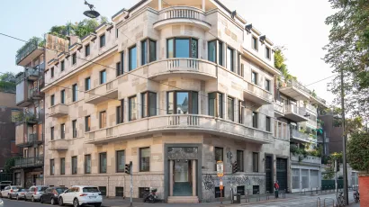 building at Via Nino Bixio 31