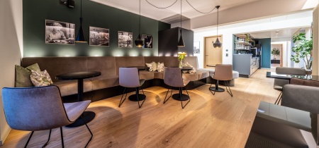 Foto 11 der Limmatquai 4 in Zürich