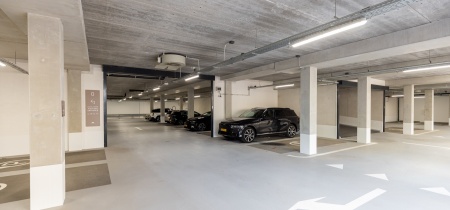 Parking garage