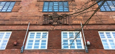 Building closeup Gerichtstraße 51