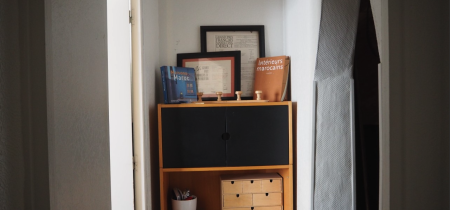 bookshelf