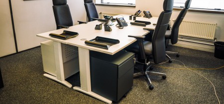 4 work station 120 rue Jean Jaures