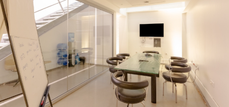 little meeting room 22 rue de la Victoire
