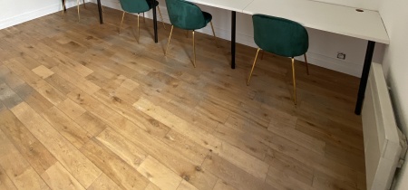 4 workstation 5 rue Pierre Chausson