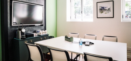 Meeting room 64 avenue Parmentier