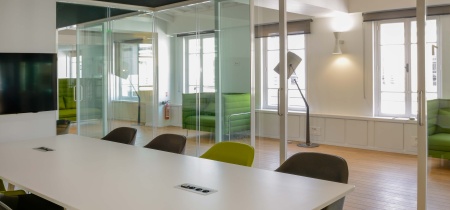 Foto 3 van 74 Rue du Faubourg Saint-Antoine in Parijs