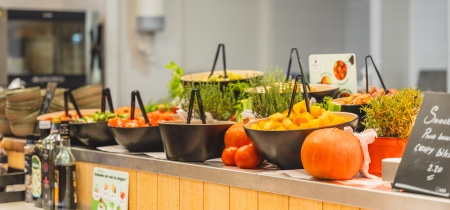 Foto 24 di Professor E.M. Meijerslaan 1 ad Amstelveen