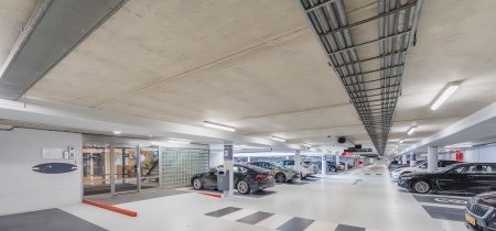 Parking garage