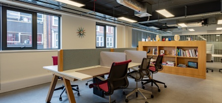 Foto 7 di 13 The Causeway ad Londra