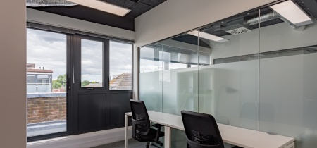 Foto 9 di 13 The Causeway ad Londra