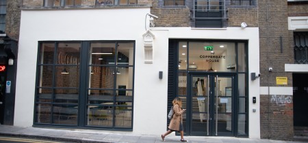 Foto 1 de la 10 White's Row en Londres