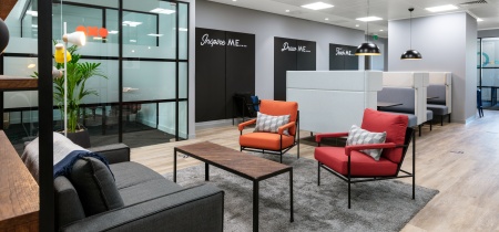 Foto 3 di 174 Hammersmith Road ad Londra