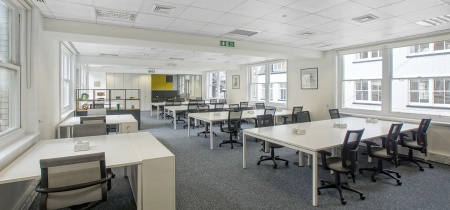 Foto 2 di 19-21 Great Portland Street ad Londra