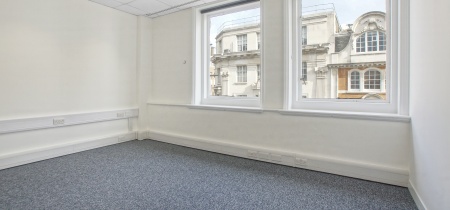 Foto 5 di 19-21 Great Portland Street ad Londra