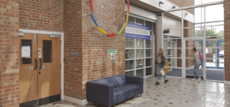 Foto 6 di 560-568 High Road ad Londra