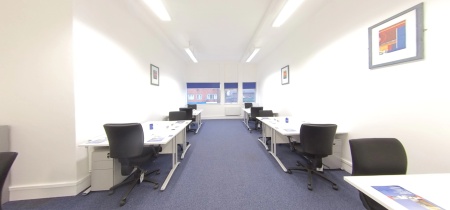 Foto 2 di 560-568 High Road ad Londra