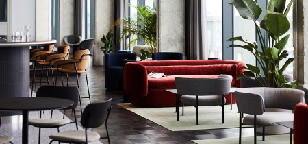 Foto 2 di 1 Lyric Square ad Londra