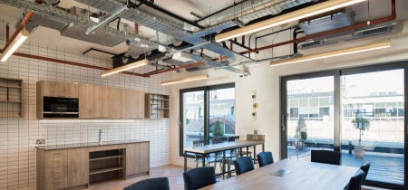 Foto 2 der 10 Alie Street London  in London