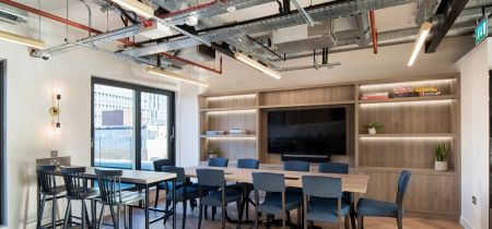 Foto 13 der 10 Alie Street London  in London